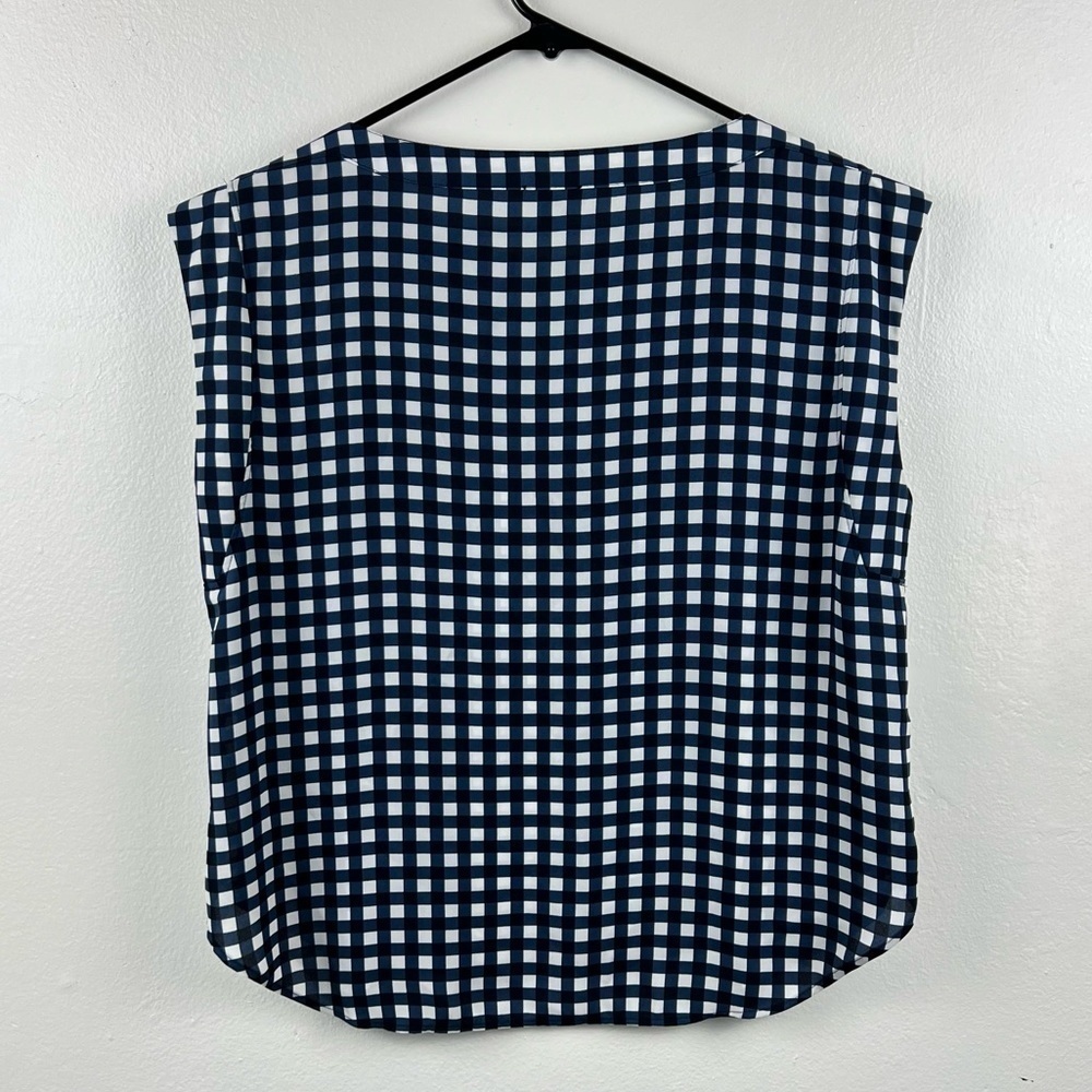 Ann Taylor Navy Gingham Sleeveless Blouse Size MP - Picture 2 of 6